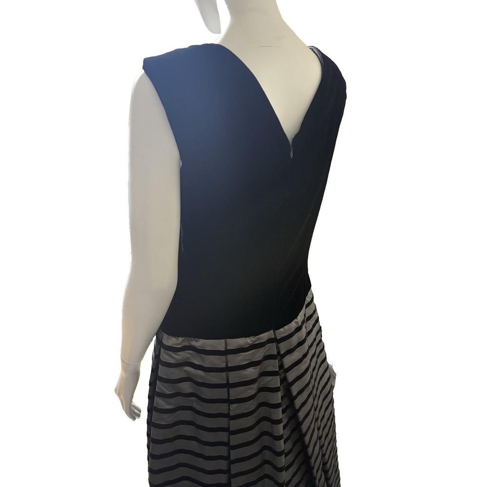 Vtg Gown Formal Dress Black Velvet Silver Taffeta‎ Union SZ 8 Old Money Timeless - Picture 3 of 16
